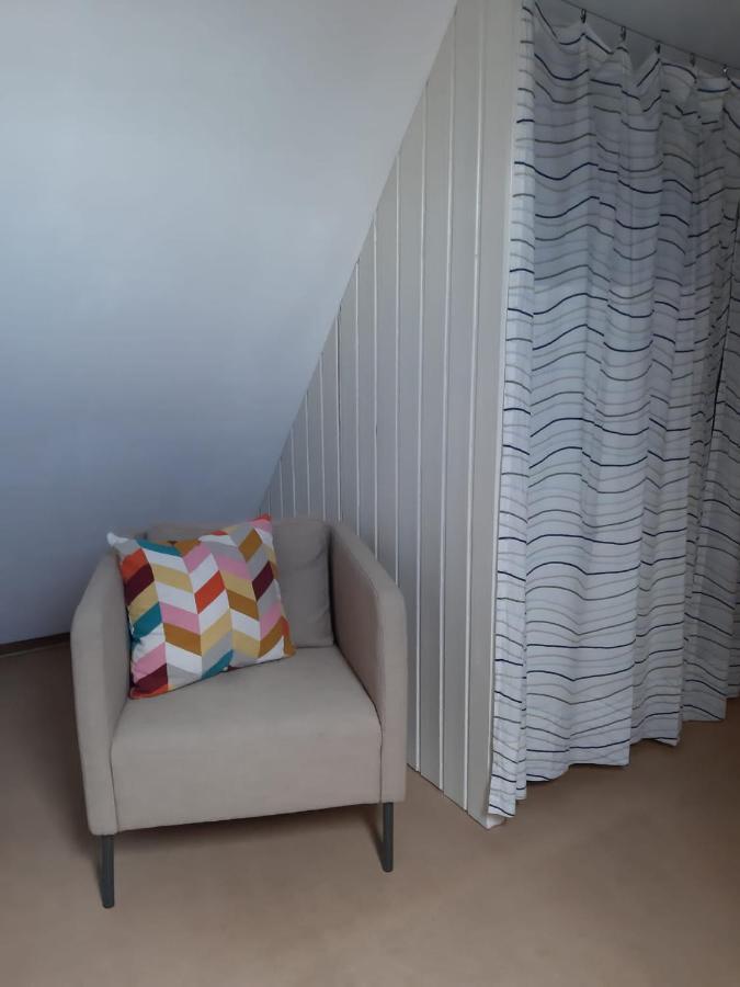 Giebelzimmer Mit Weinbergblick 施泰滕 外观 照片