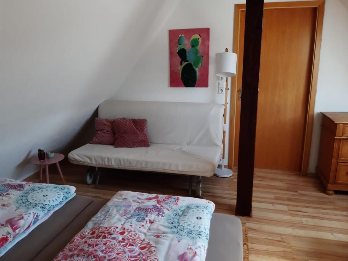 Giebelzimmer Mit Weinbergblick 施泰滕 外观 照片
