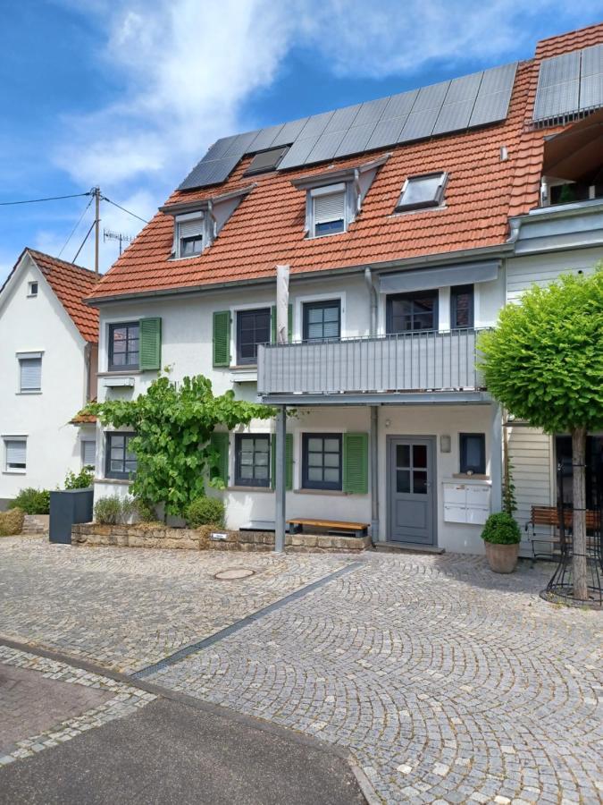 Giebelzimmer Mit Weinbergblick 施泰滕 外观 照片